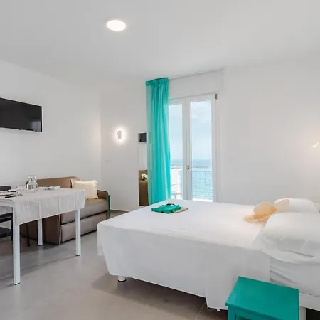 Smeraldo Apartmanhotel Torre San Giovanni Ugento