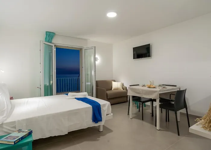 Smeraldo Aparthotel Torre San Giovanni Ugento